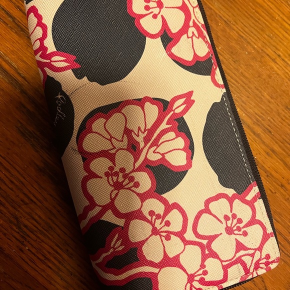 Radley London women’s dog wallet! New with tags! - Picture 3 of 5